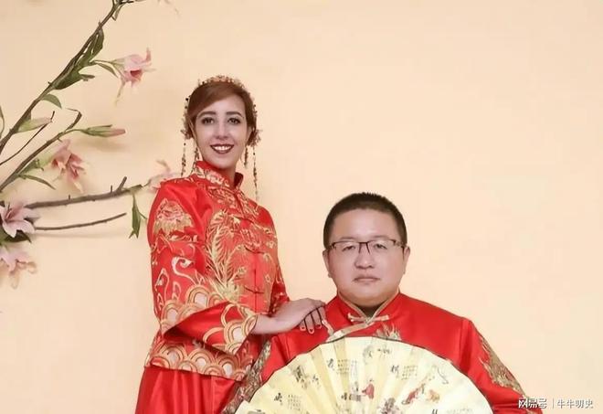 富家女岳父要彩礼1000元几年后身价上亿PG电子游戏麻将胡了山东小伙娶27岁非洲(图2)