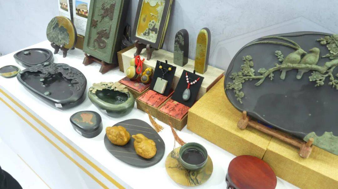 从“卖农产品”到“卖生活方式”麻将胡了2试玩模拟器立新村：(图9)